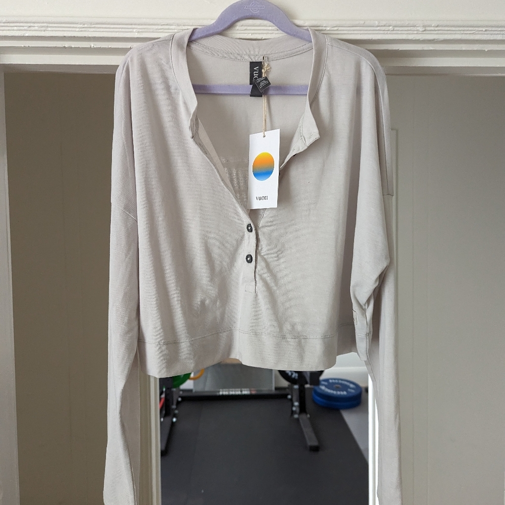 Vuori Avalon Henley, salt color